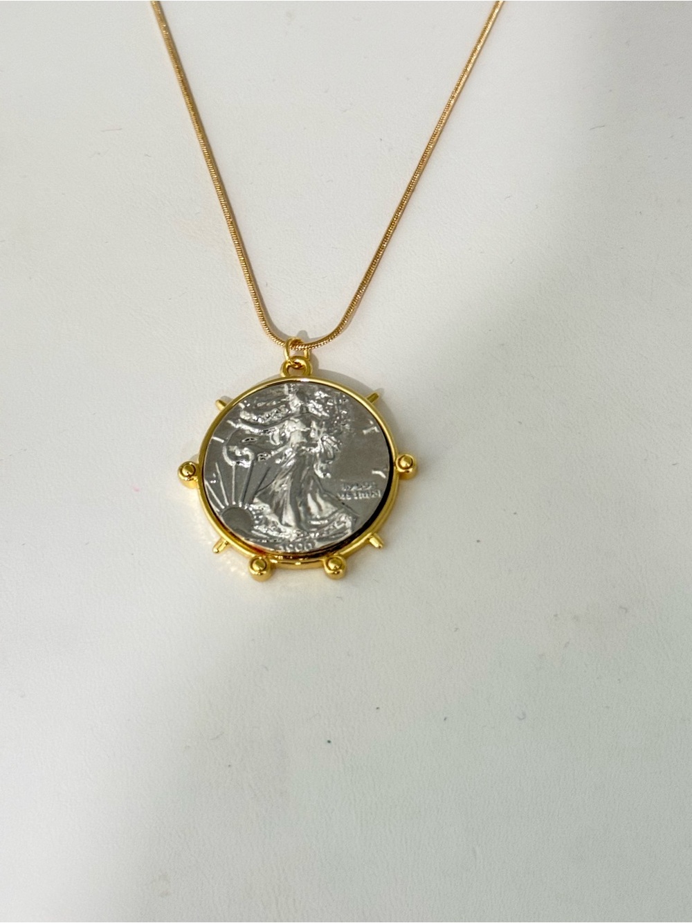 18k Gold Plated Tone Pendant Necklace - Women Jewelry - Picture 3 of 8